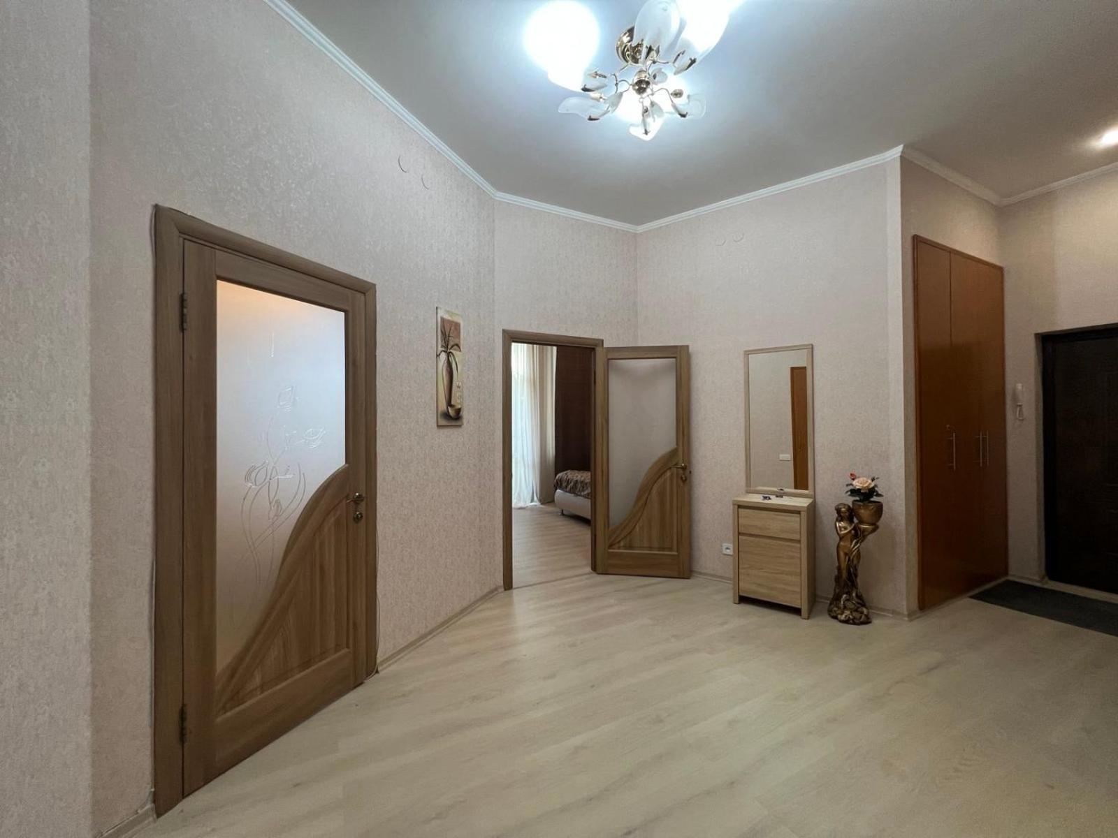 קייב Apartment On Baseinaya Street 13 מראה חיצוני תמונה